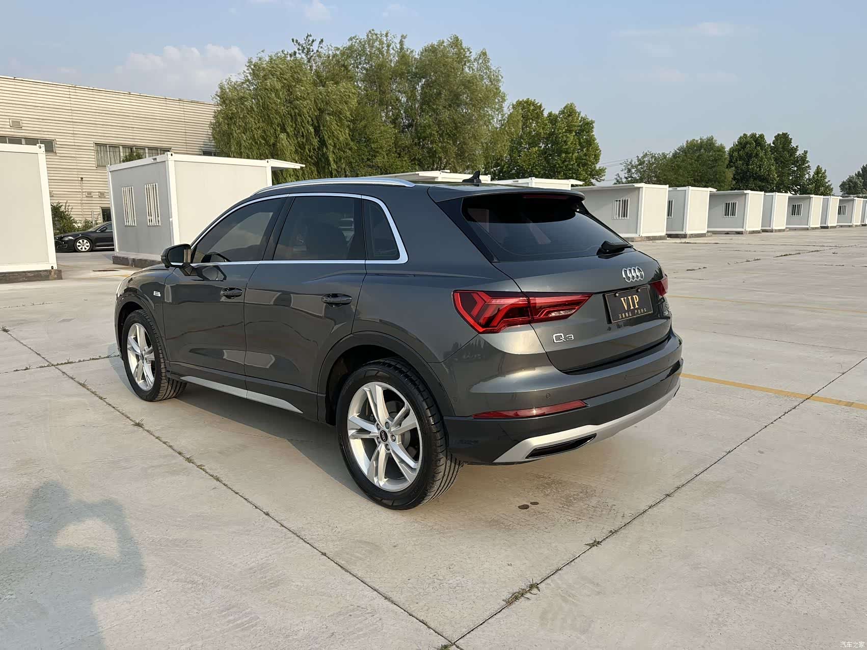 Audi Q3, 2022 4