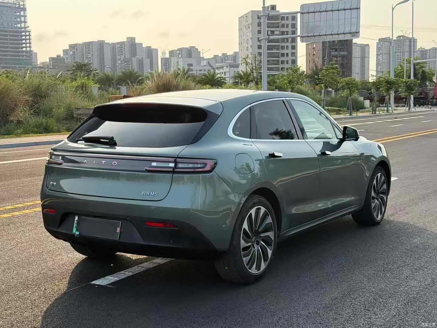 AITO M5, 2022 4