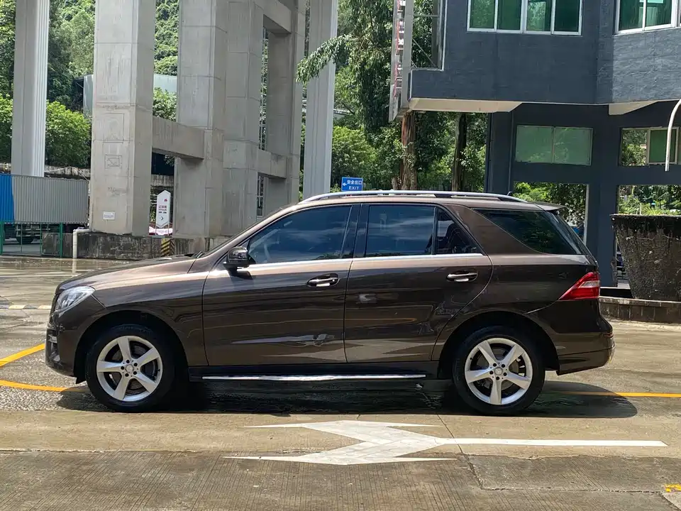 Mercedes-Benz M class