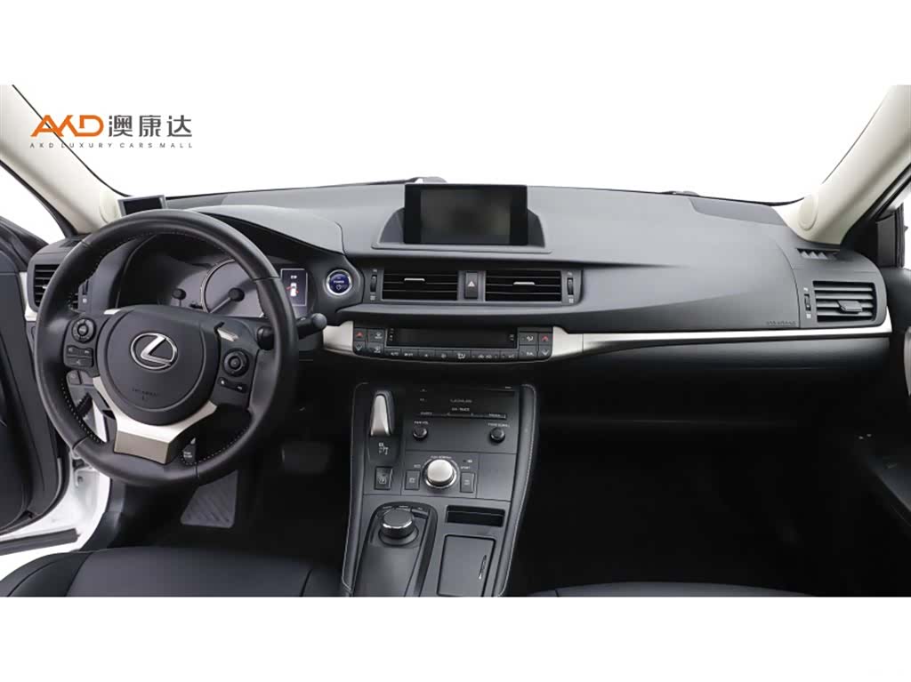 Lexus CT, 2021 все фото