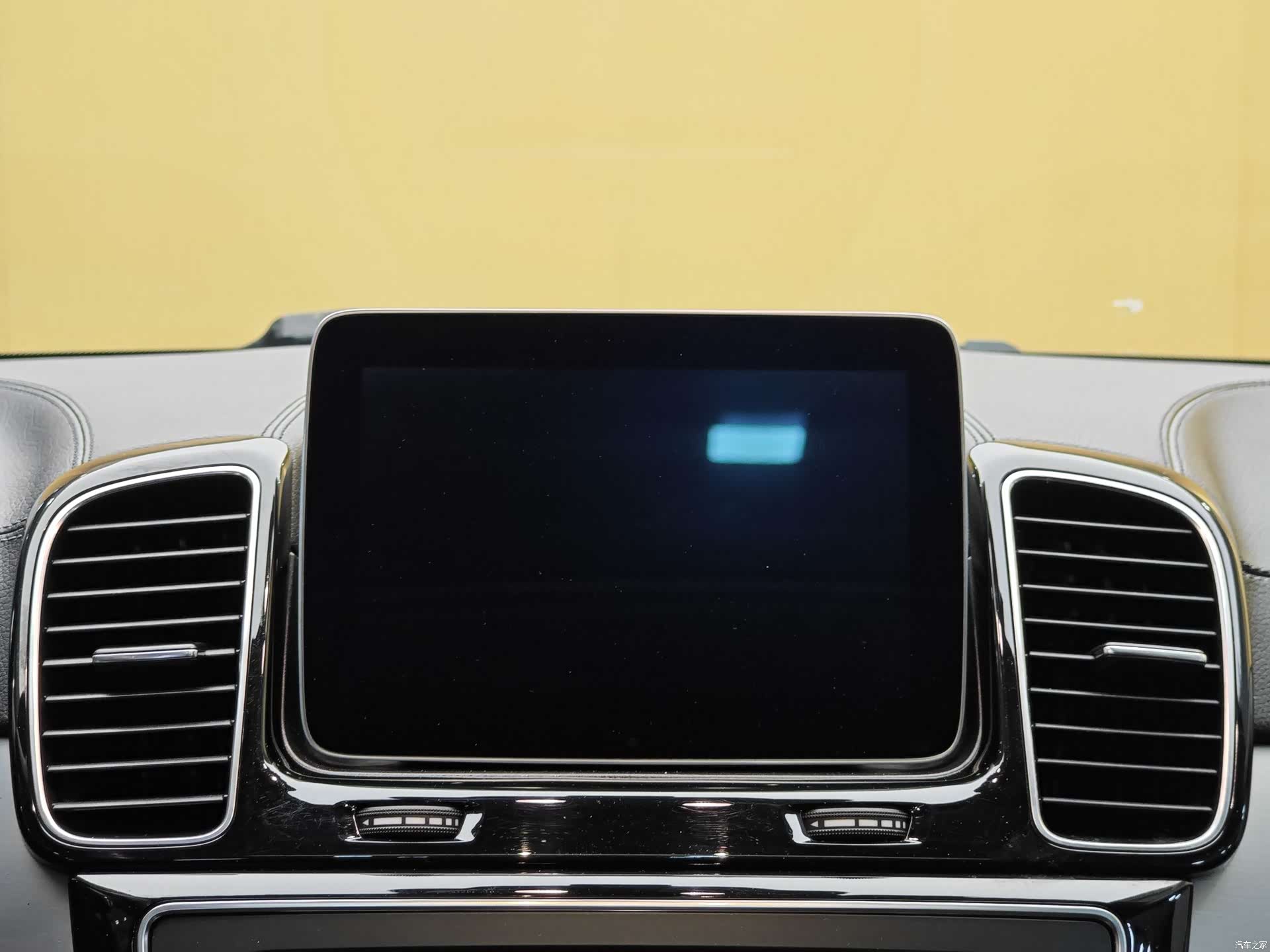 Mercedes-Benz GLE, 2018 16