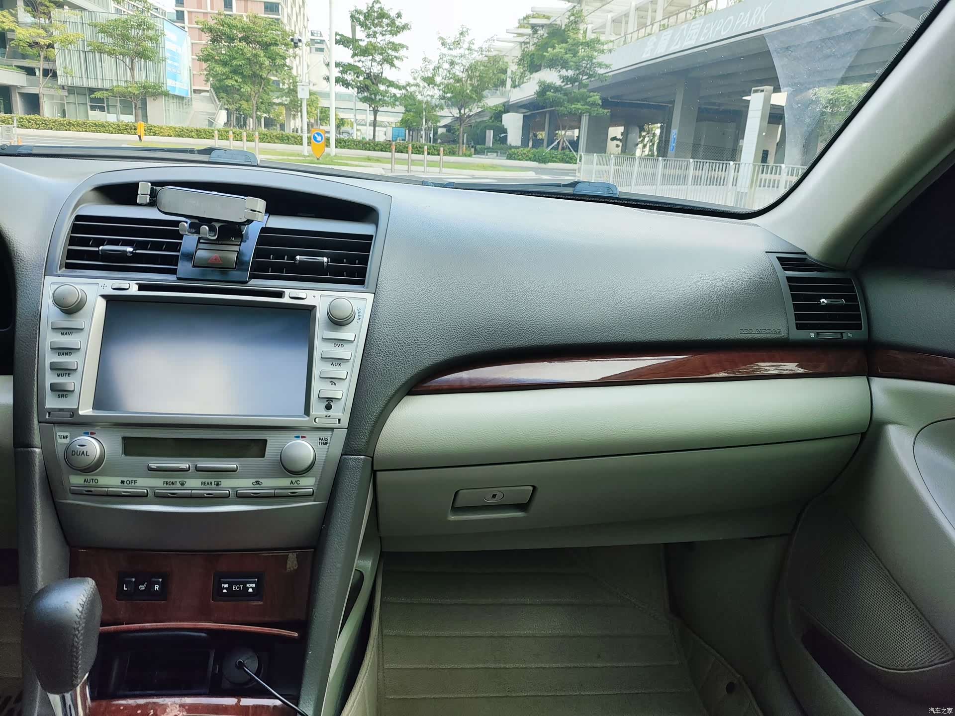 Toyota Camry, 2014 13