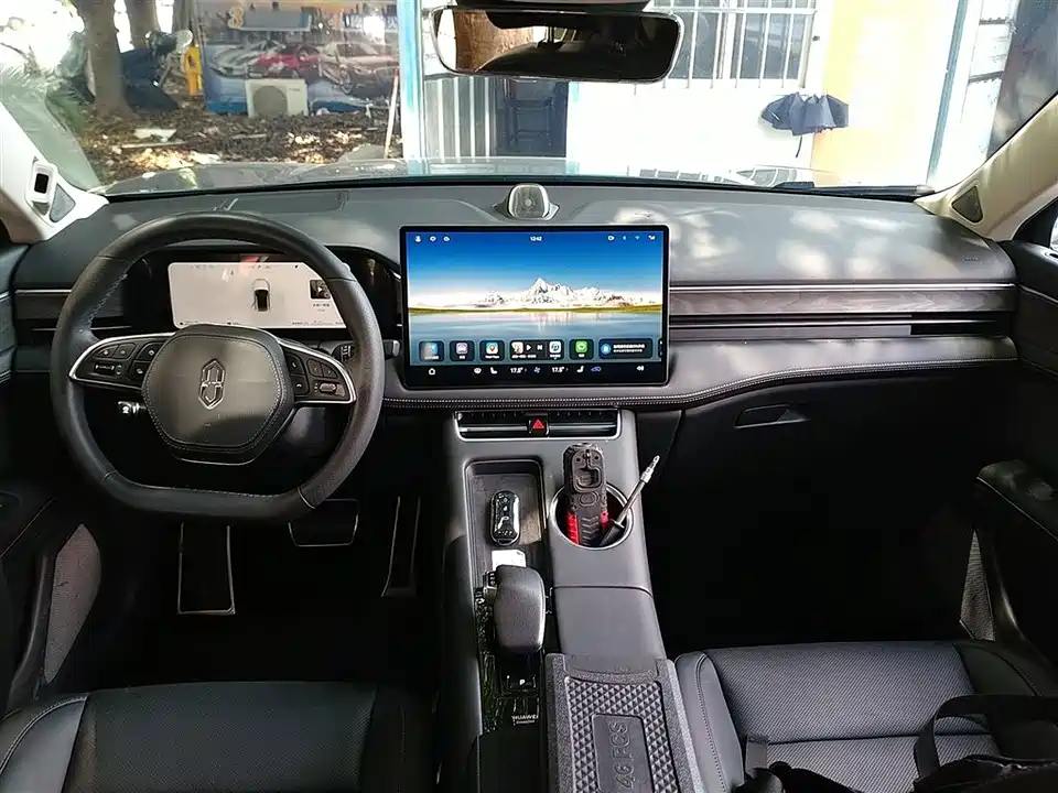 HarmonyOS Ask the world M5