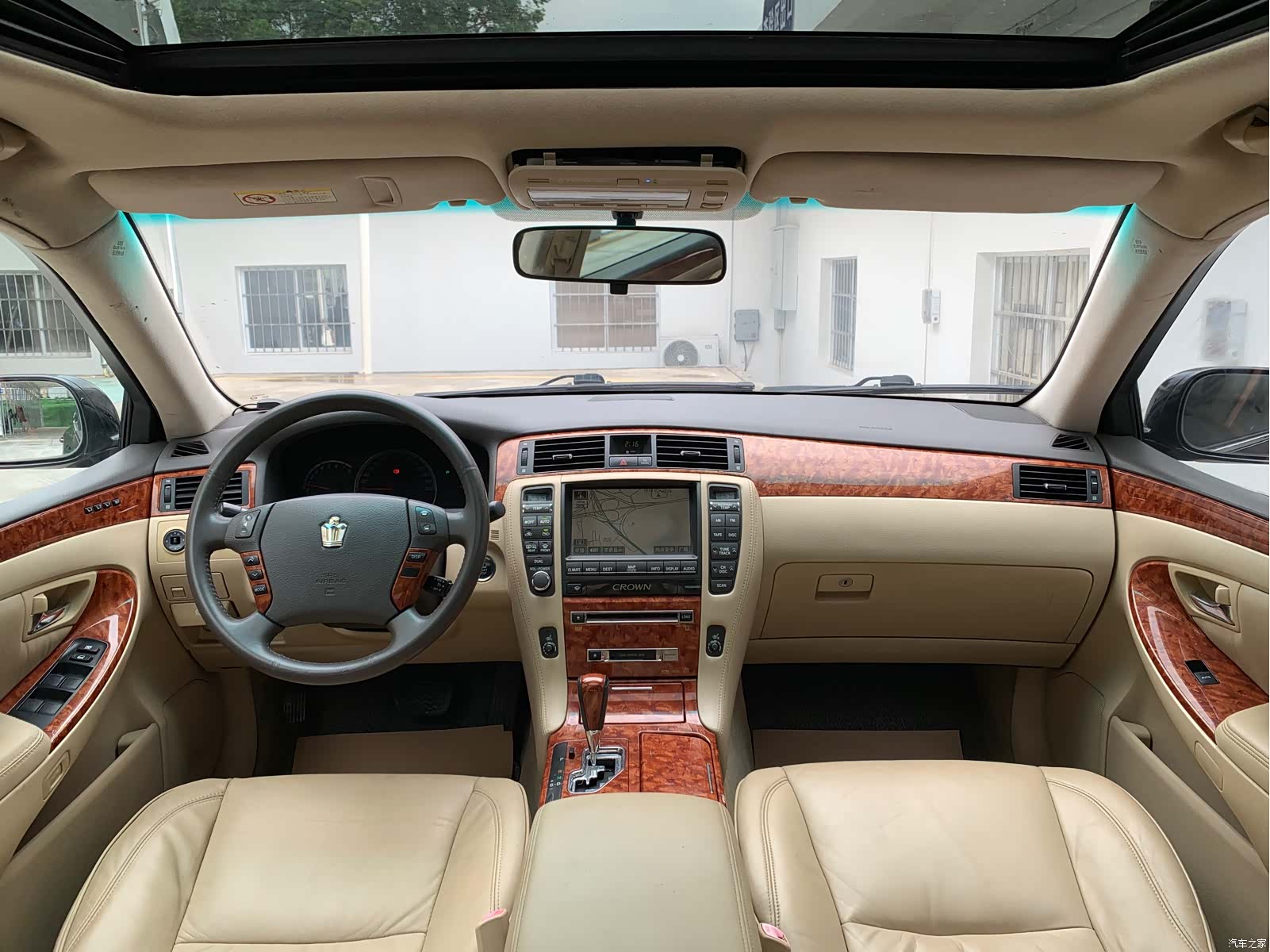 Toyota Crown, 2006 10