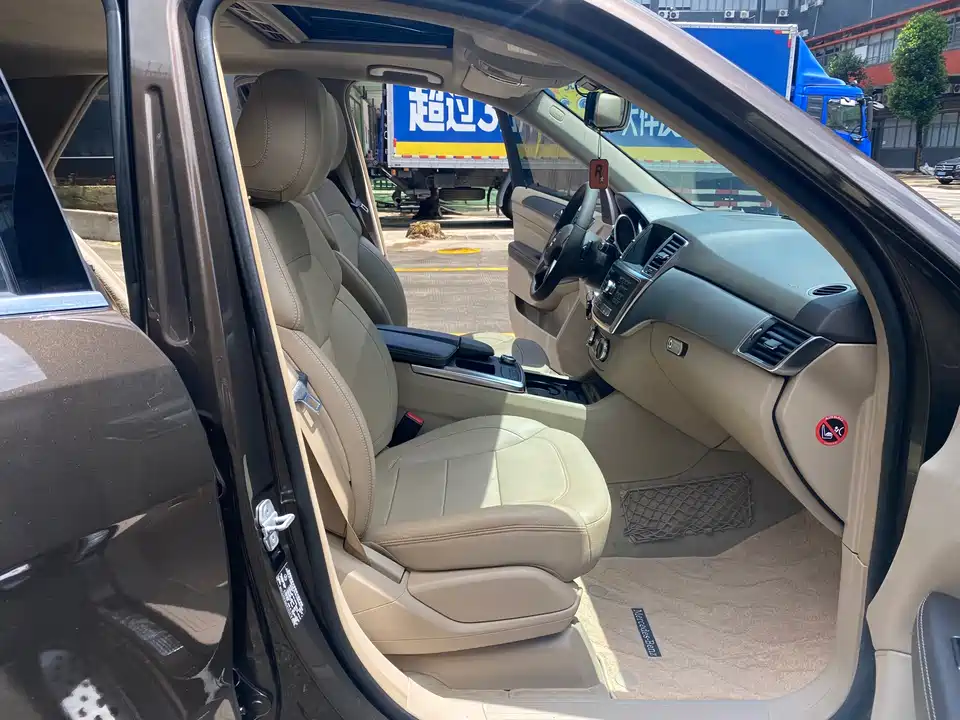 Mercedes-Benz M class