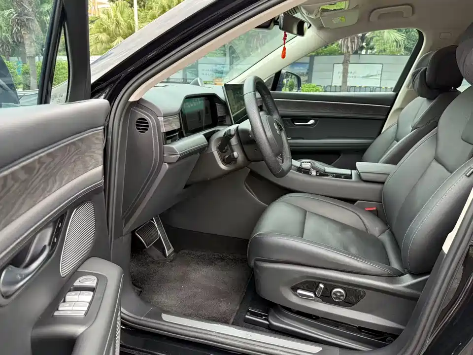 HarmonyOS Ask the world M5