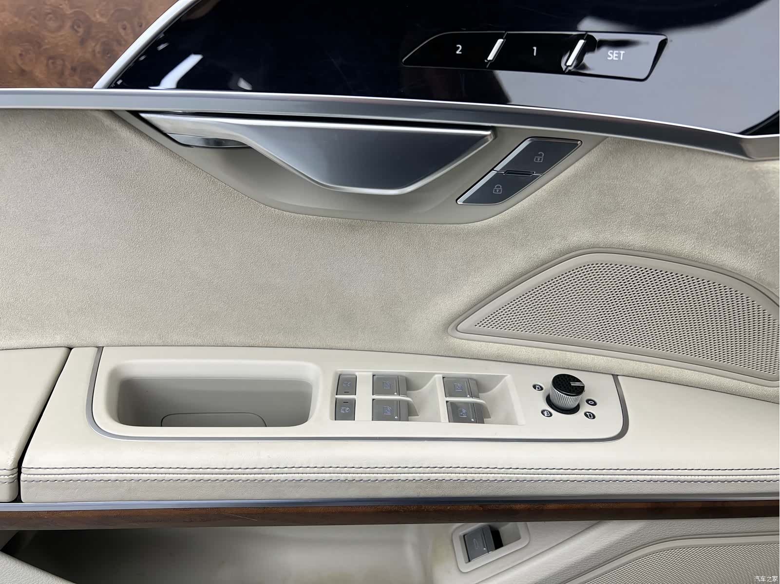 Audi A8L, 2020 3