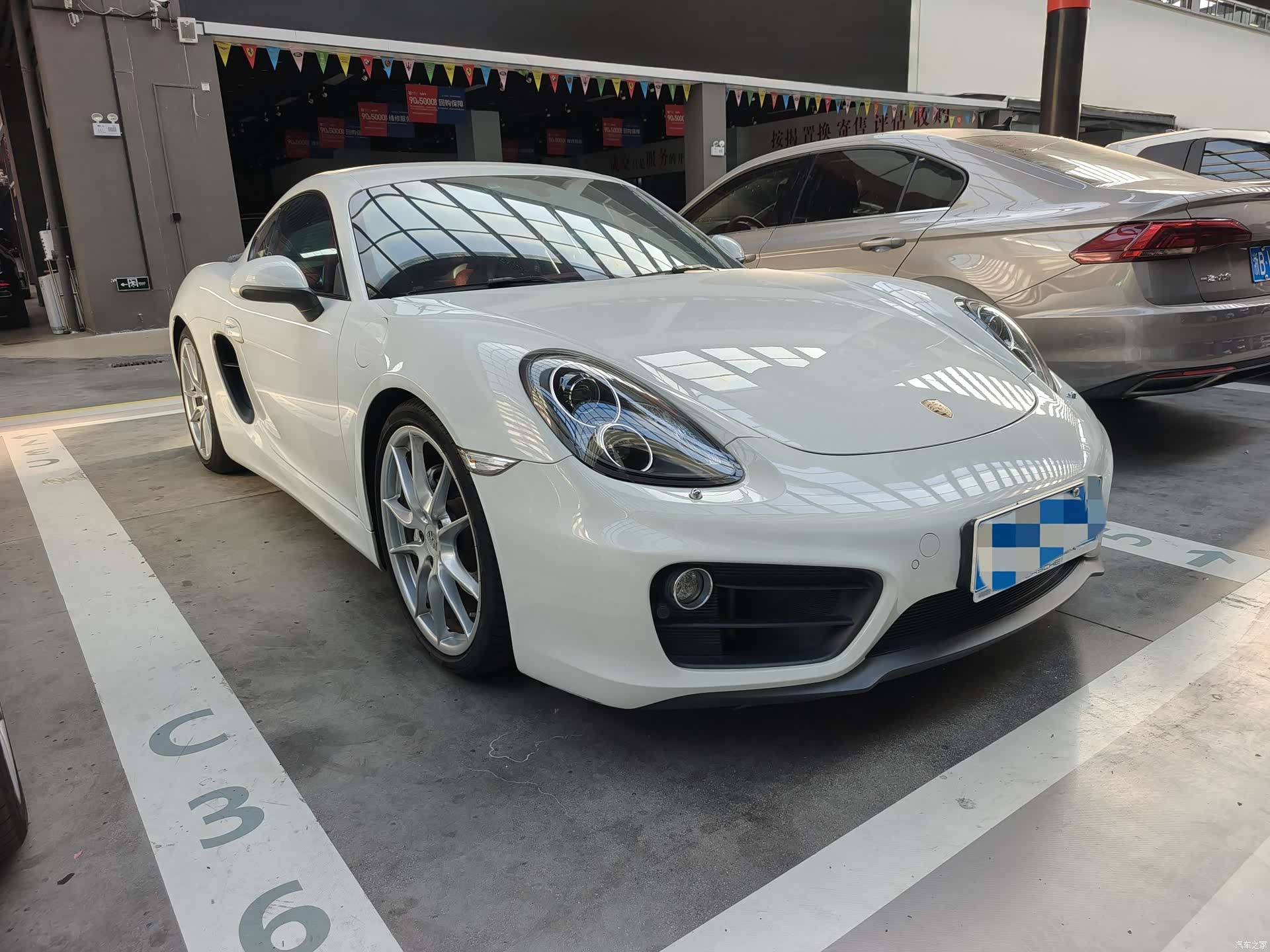 Porsche Cayman, 2016 3