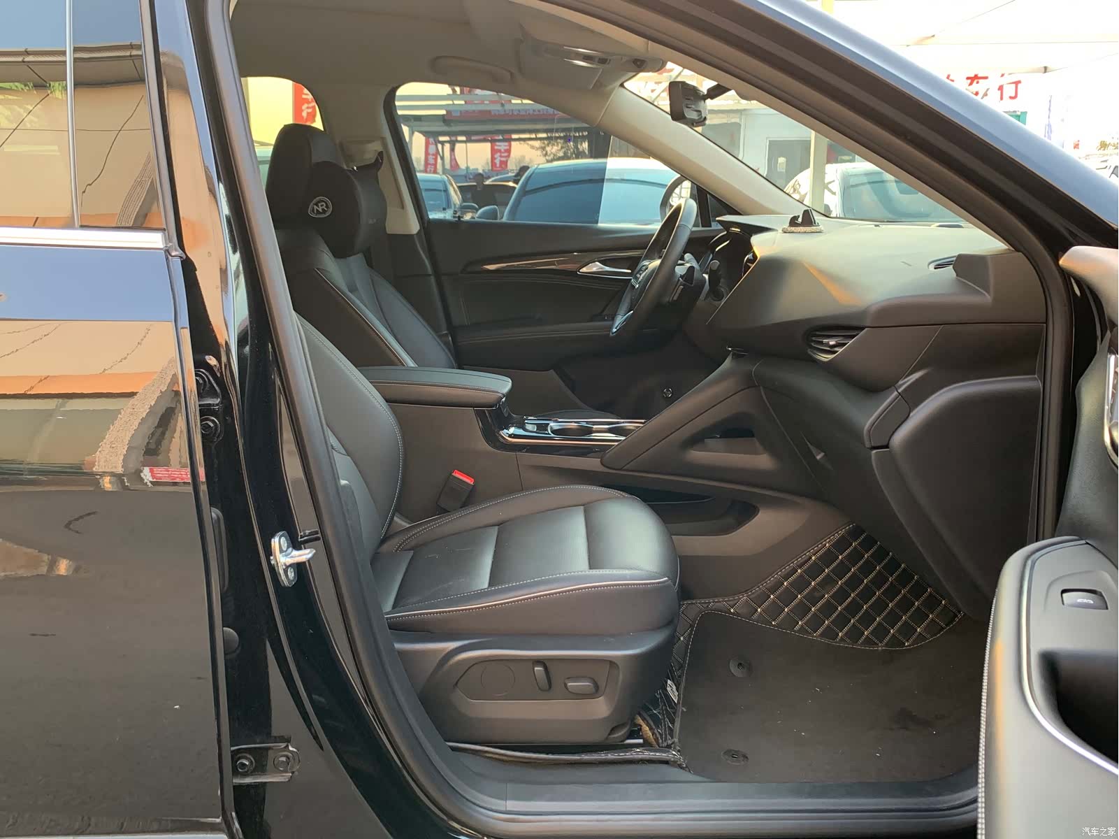 Buick Envision Plus, 2023 13