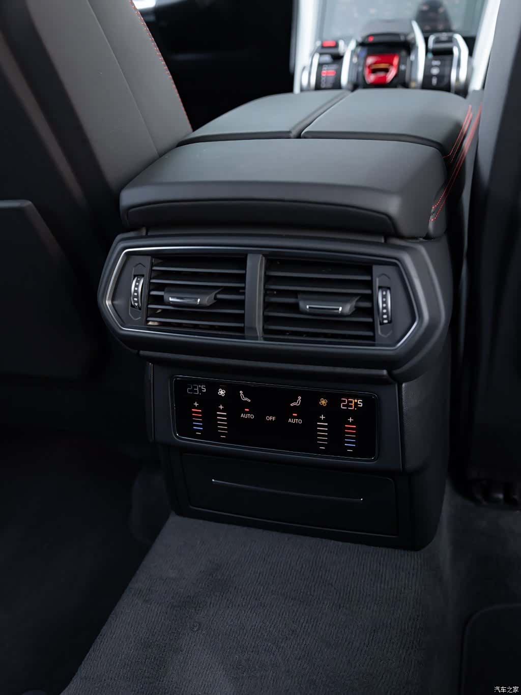 Lamborghini Urus, 2019 24