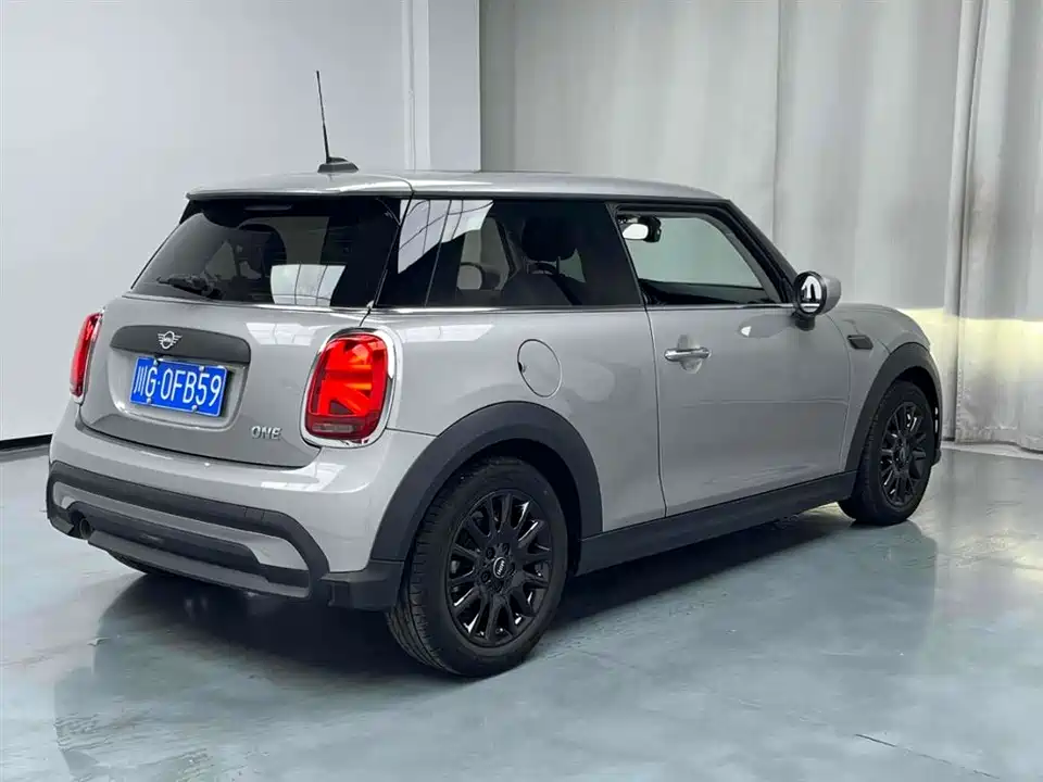 MINI MINI