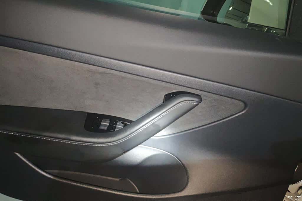 Tesla Model 3, 2020 7