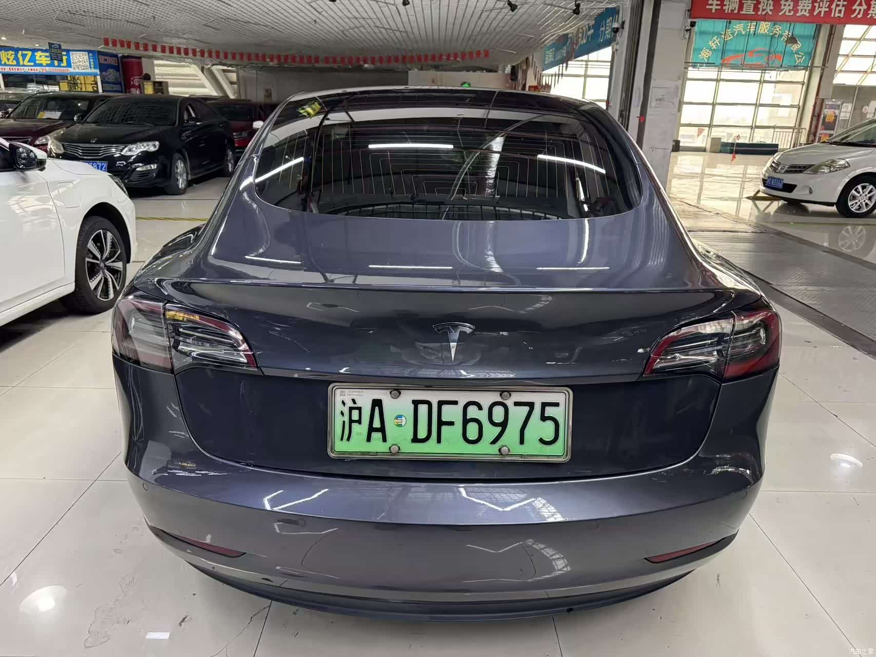 Tesla Model 3, 2020 11