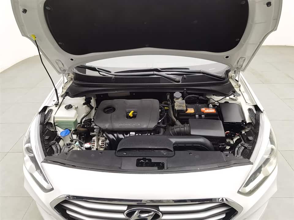 Hyundai Name picture