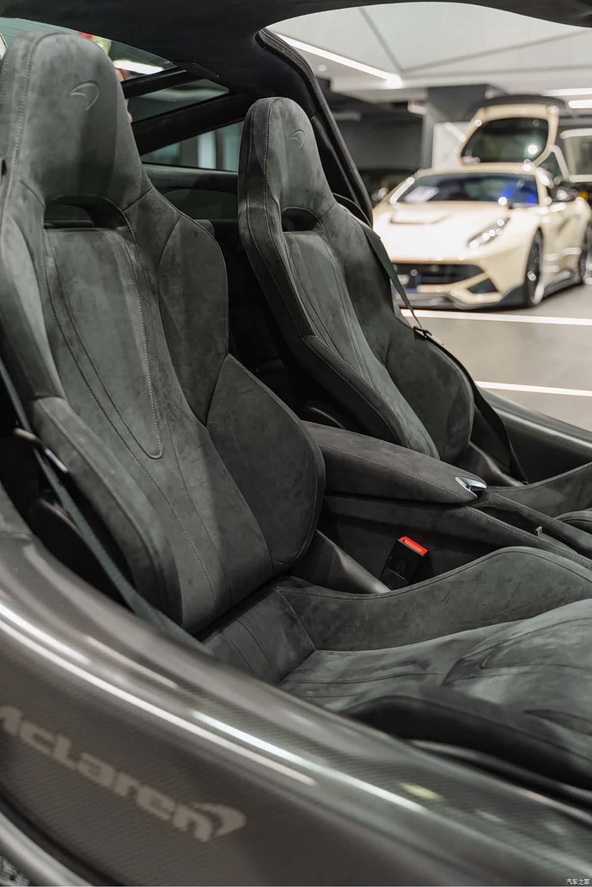 McLaren 720S, 2019 14