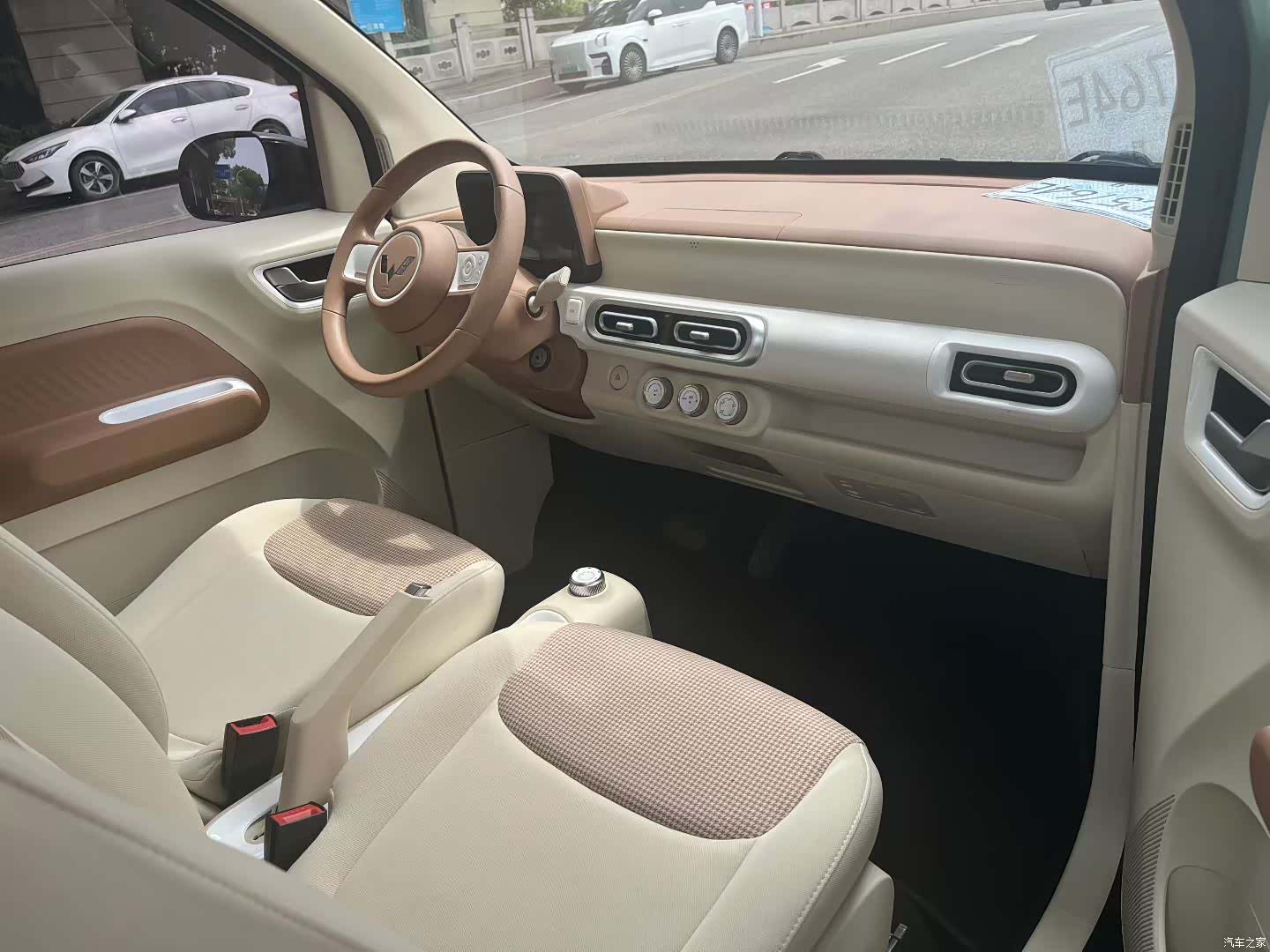 Wuling MINIEV, 2024 16