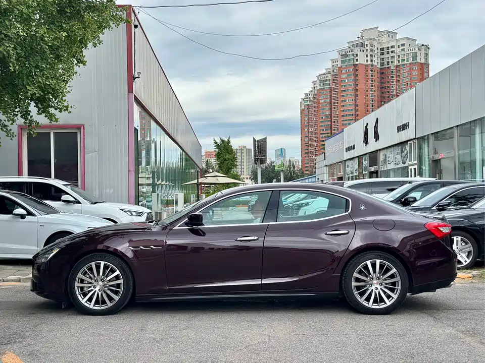 Maserati Ghibli