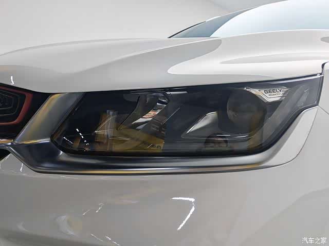 Geely Coolray, 2020 14