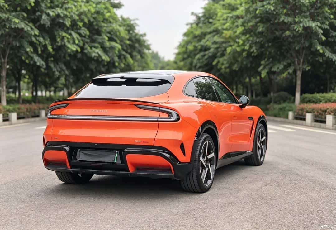 Xiaomi YU7, 2025 9