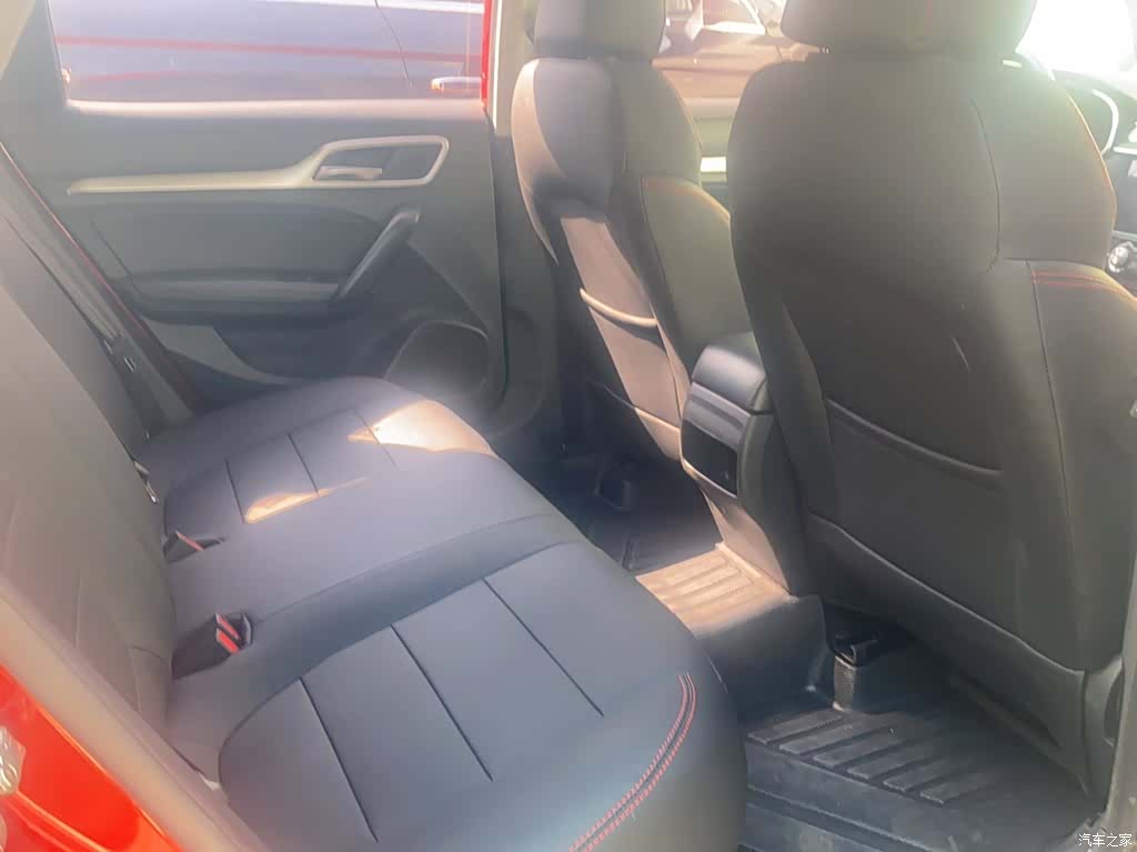 MG MG6, 2018 15