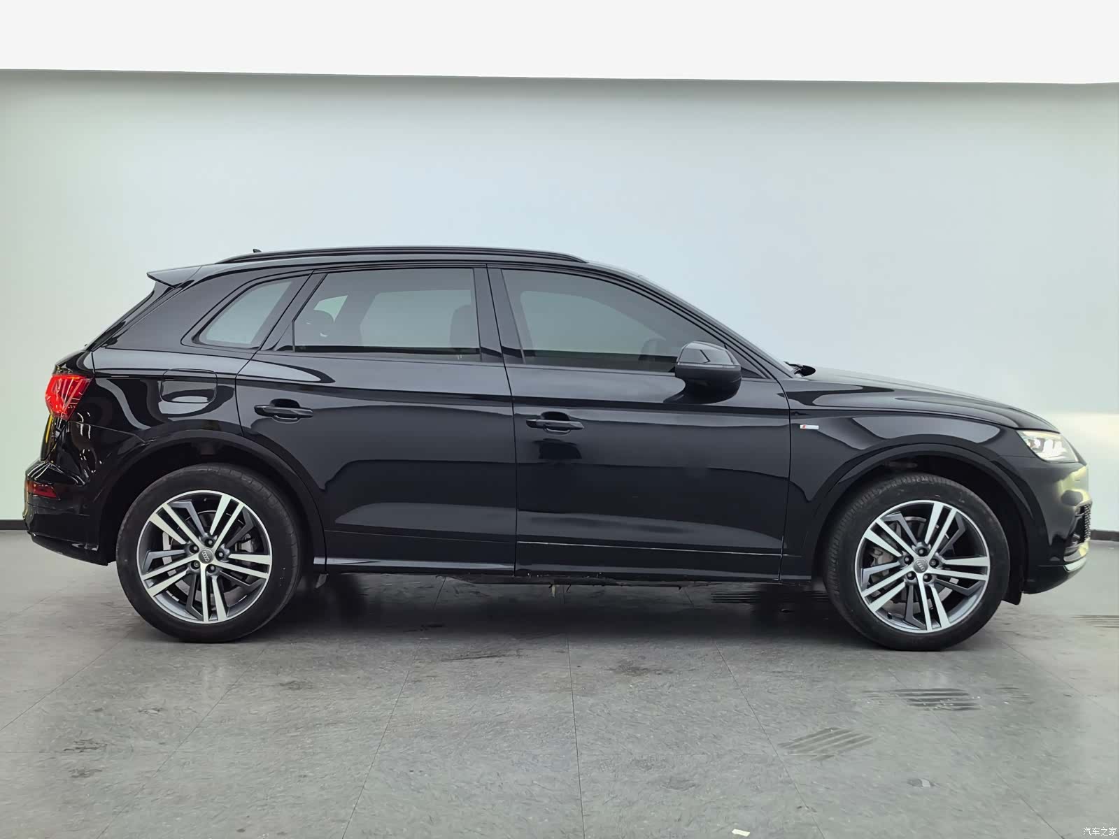 Audi Q5L, 2020 8