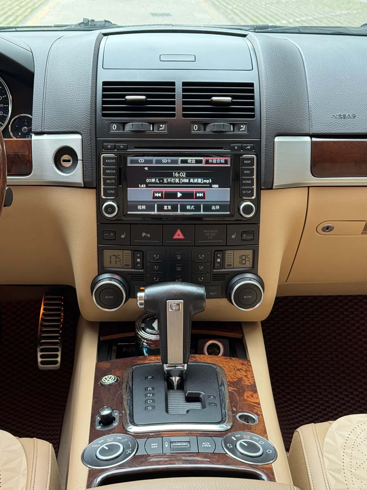 Volkswagen Touareg, 2010 9