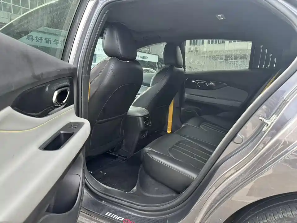 Trumpchi Shadow Leopard