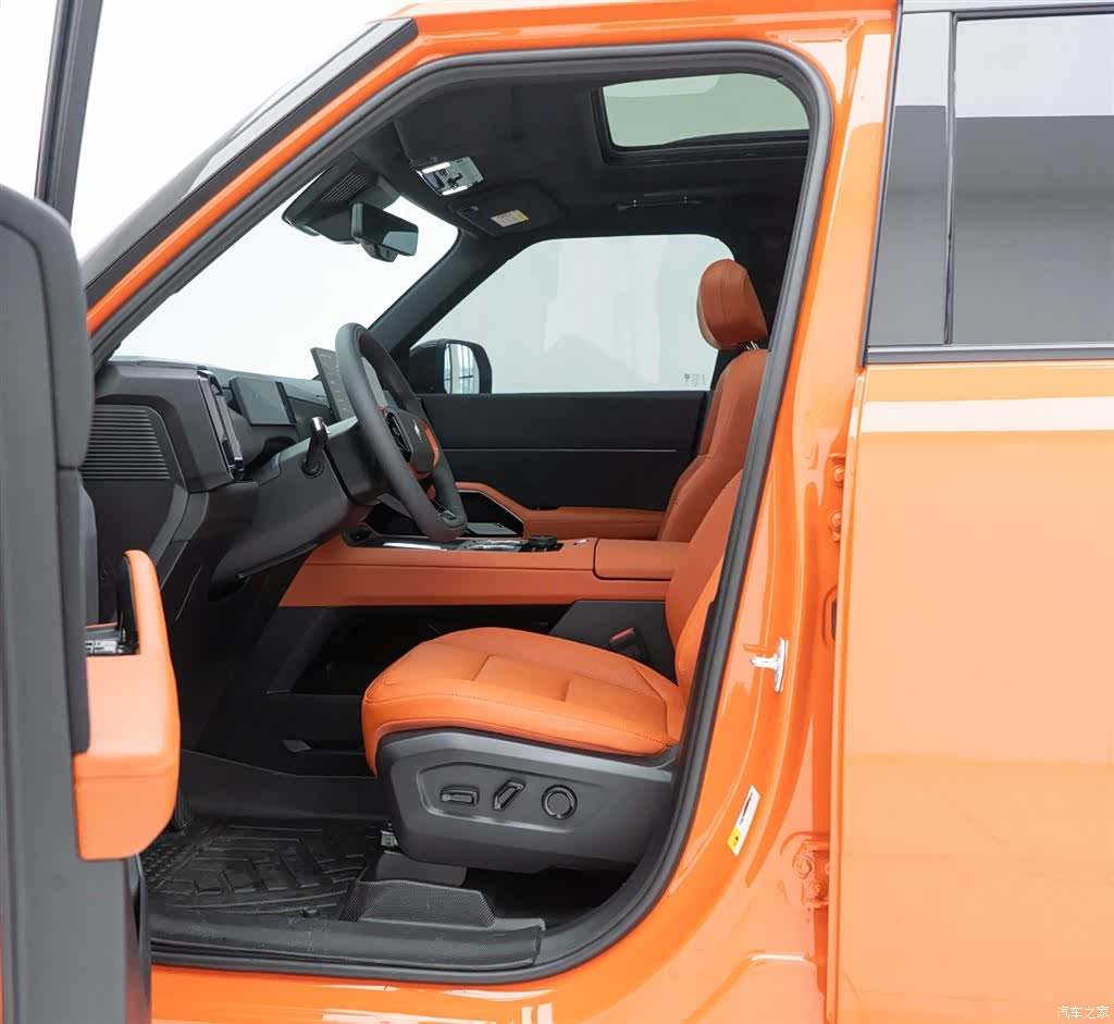 Ford Bronco, 2025 11