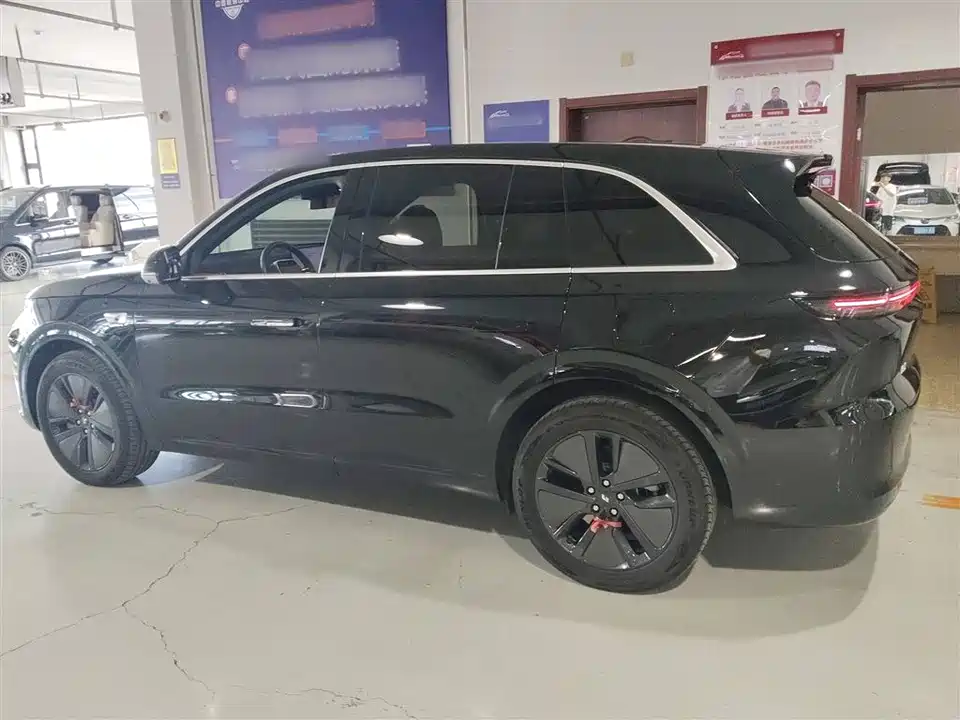 Li Auto Ideal L6