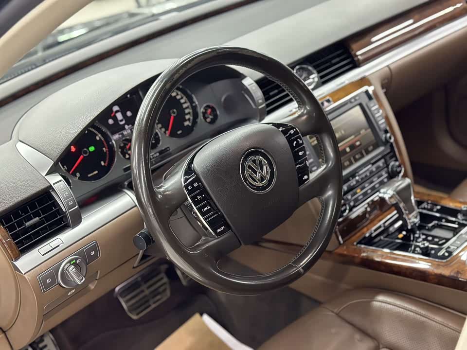Volkswagen Phaeton