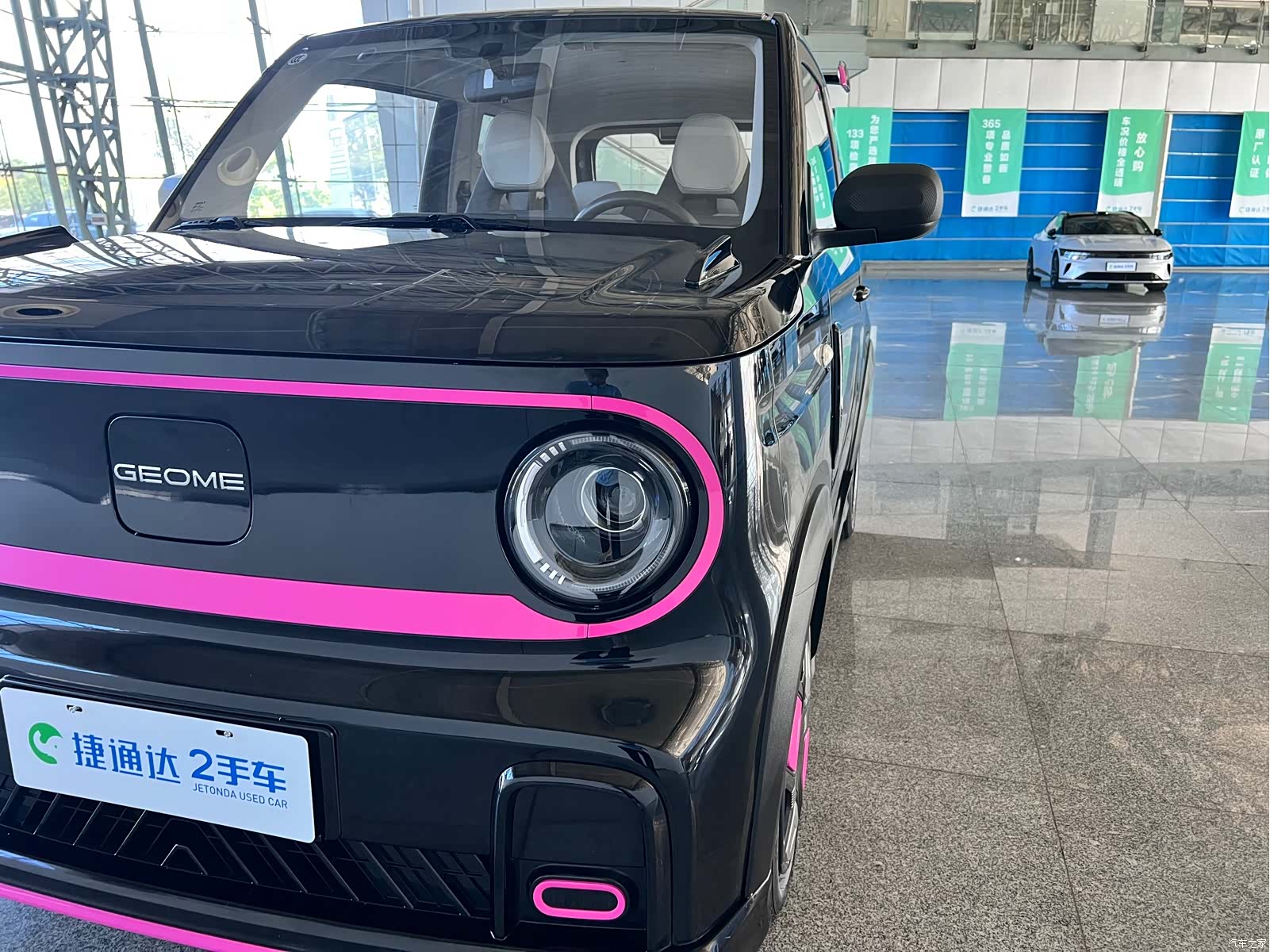 Geely Panda, 2025 14