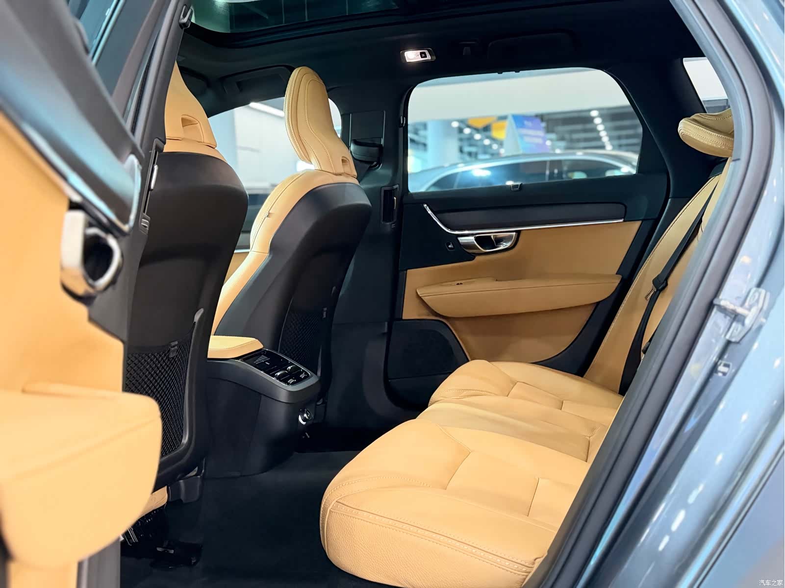 Volvo V90, 2019 9