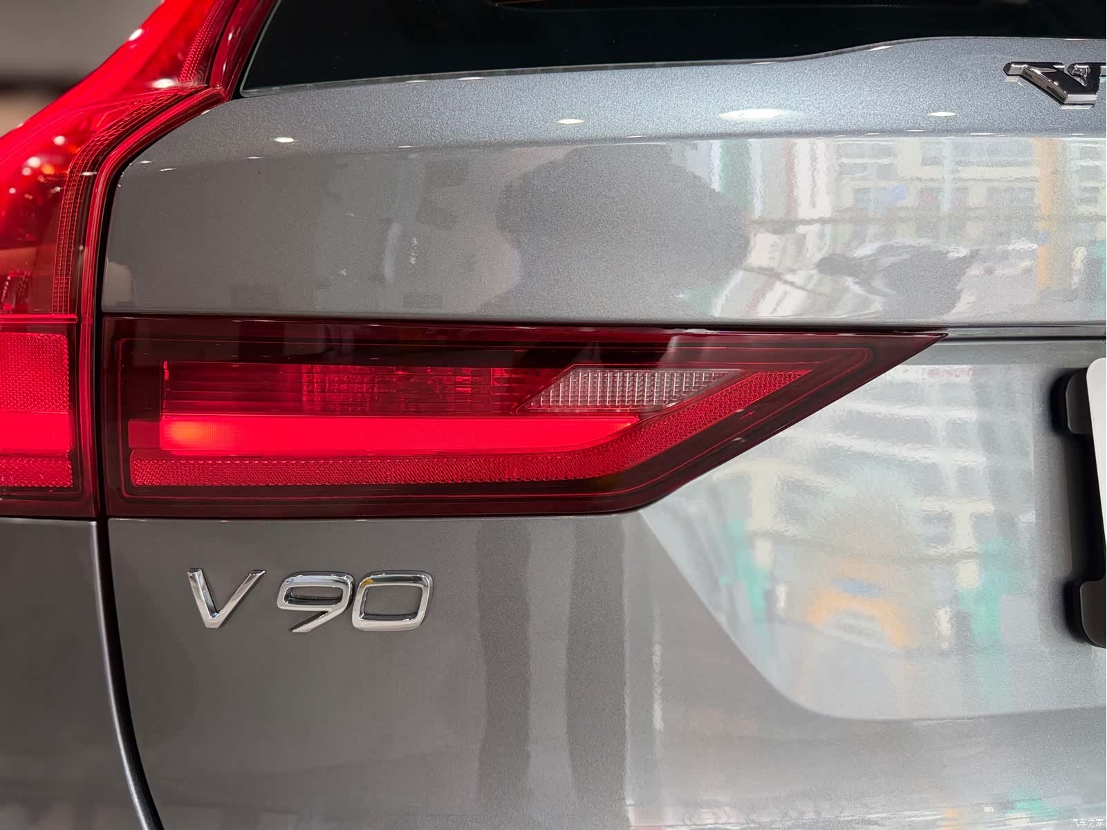 Volvo V90, 2019 23