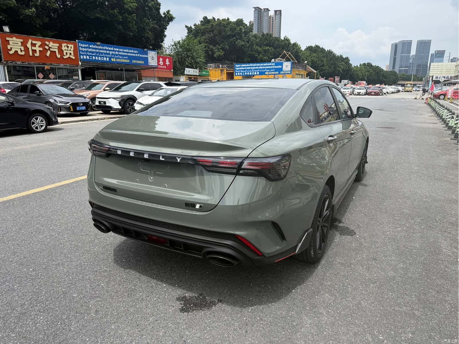 Geely Binray, 2022 14