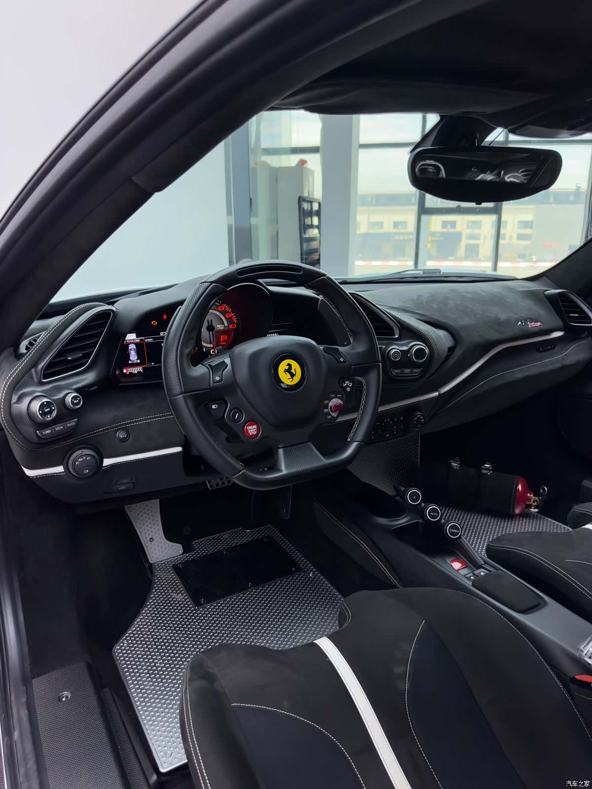 Ferrari 488, 2016 23