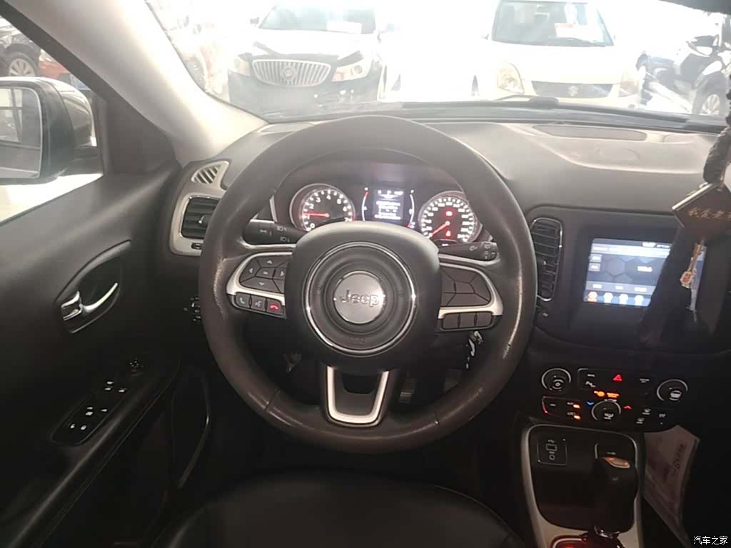 Jeep Compass, 2019 11
