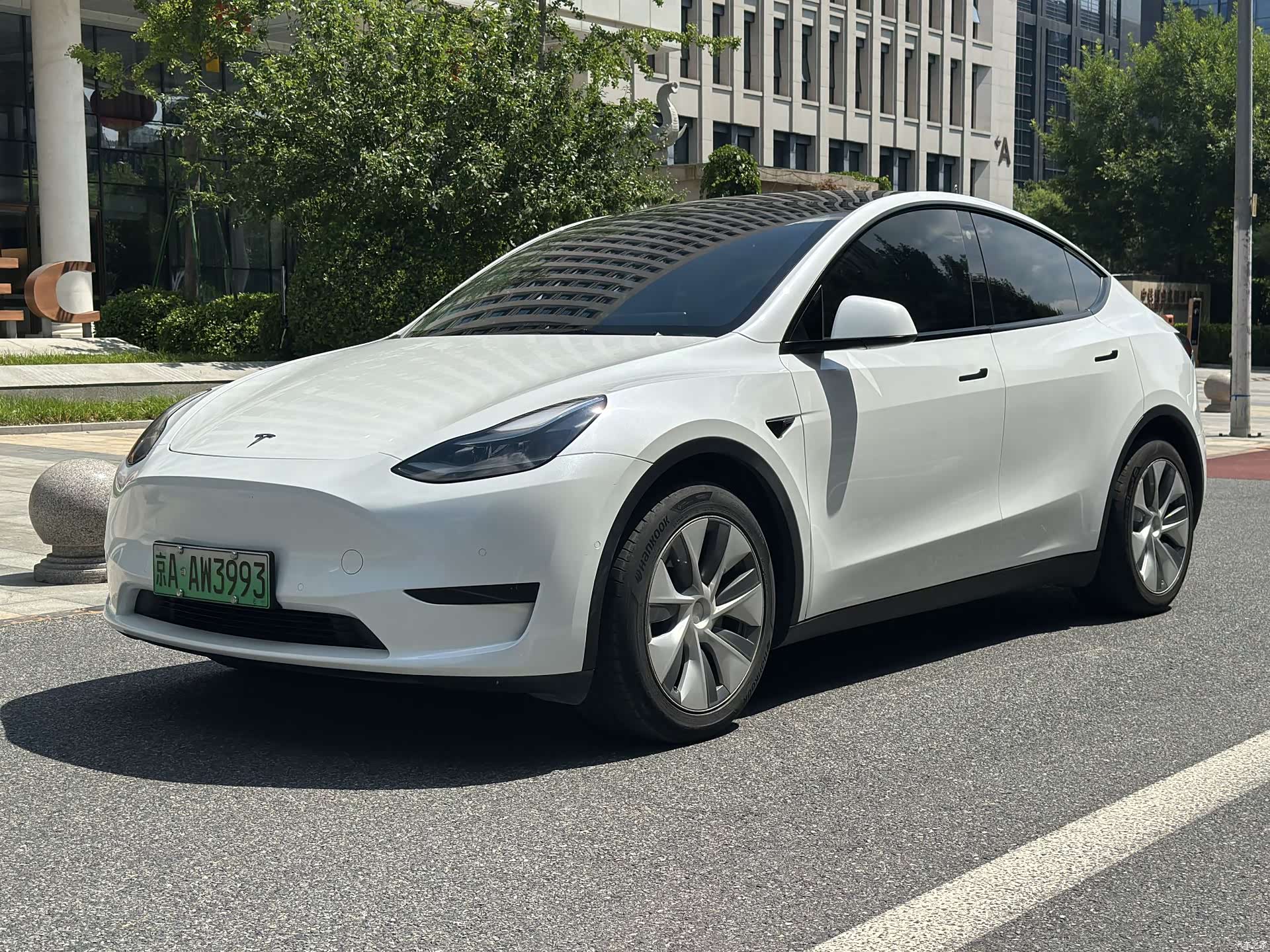 Tesla Model Y, 2022 1