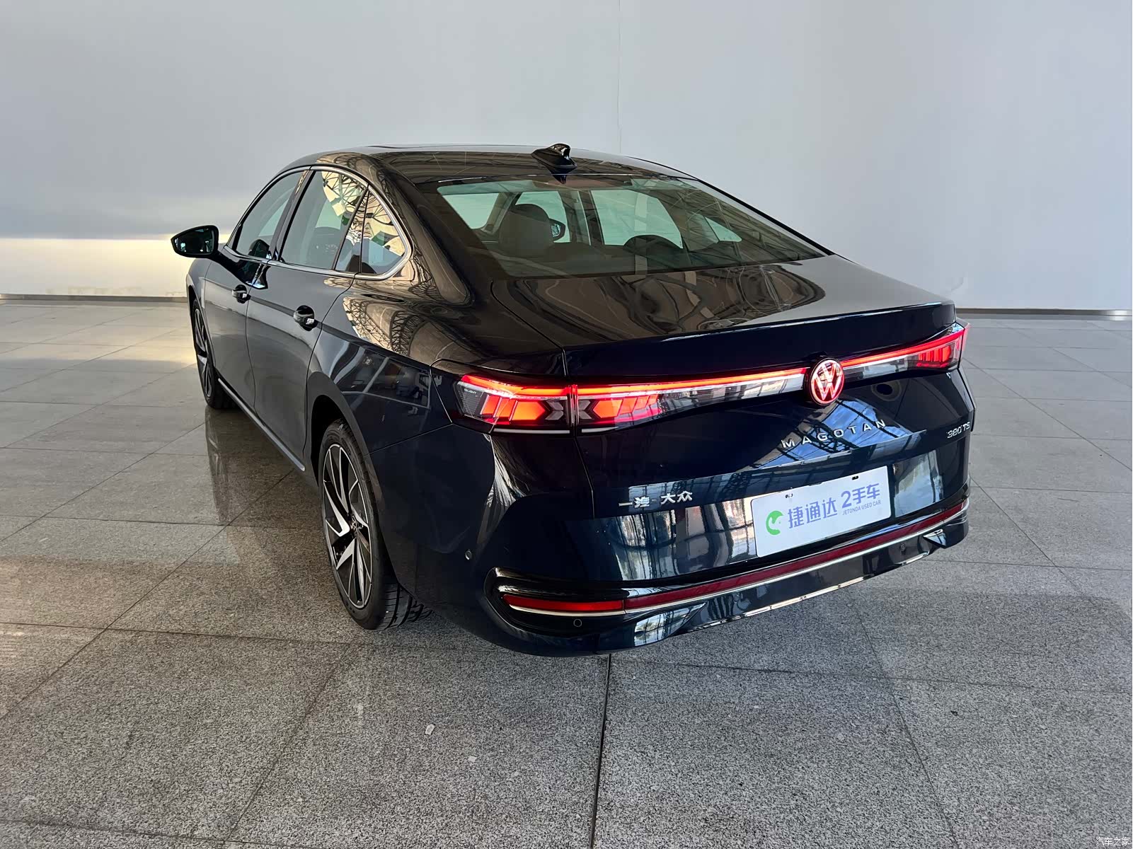 Volkswagen Magotan, 2024 все фото