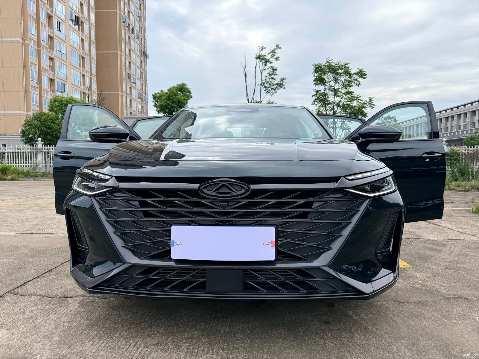 Chery Arrizo 8, 2024 25