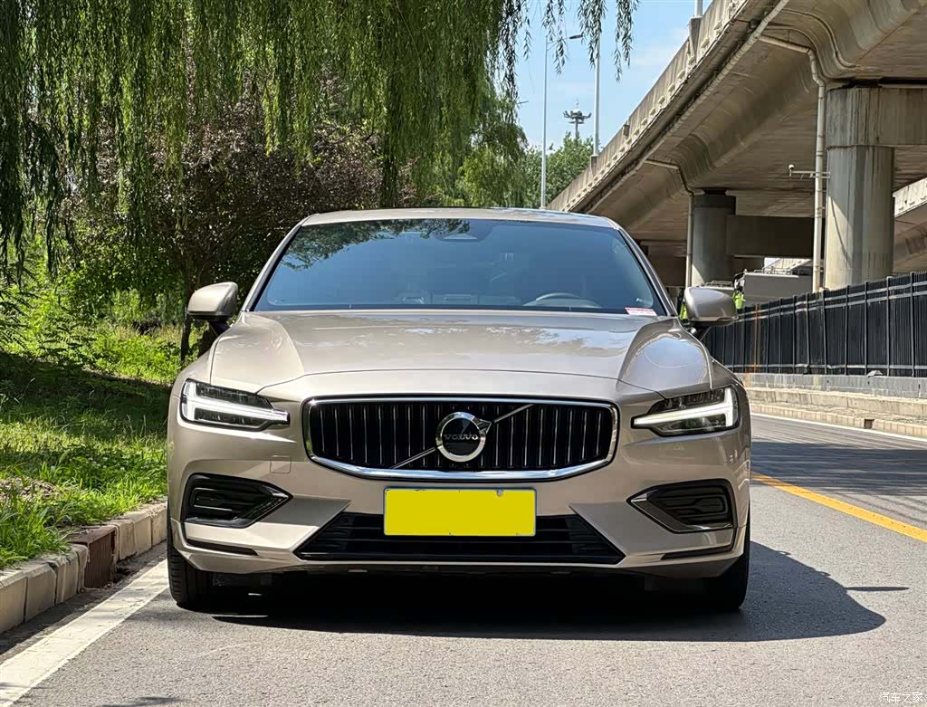 Volvo S60, 2022 2