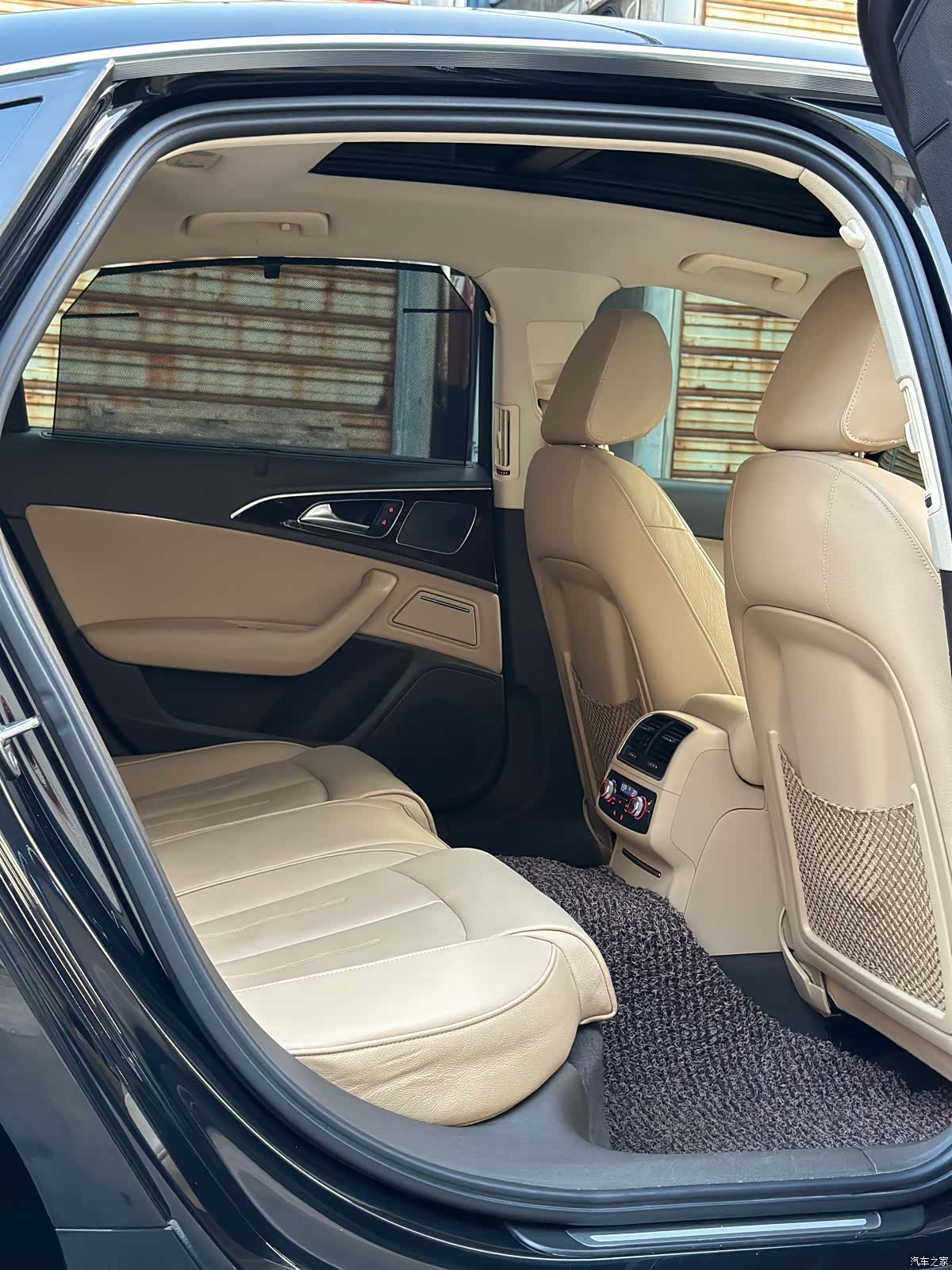 Audi A6L, 2012 16