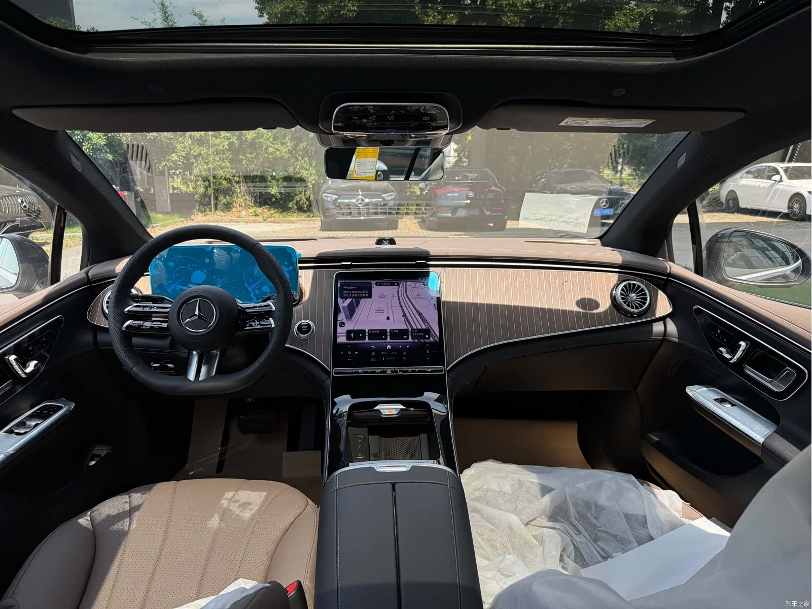 Mercedes-Benz EQE, 2025 9