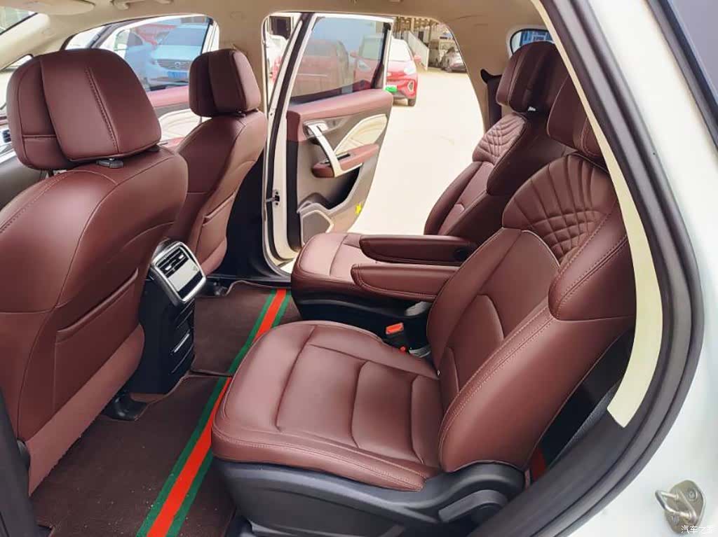 Geely Jiaji, 2022 9