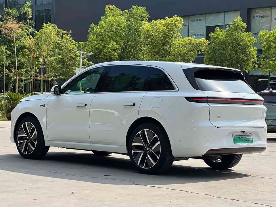Li Auto Ideal L6