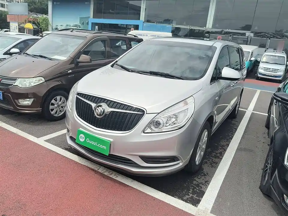 Buick GL8