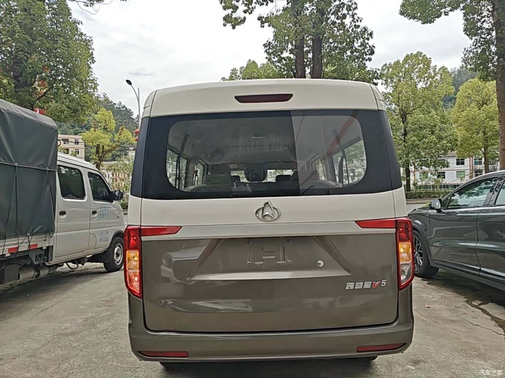 Changan V5, 2024 6