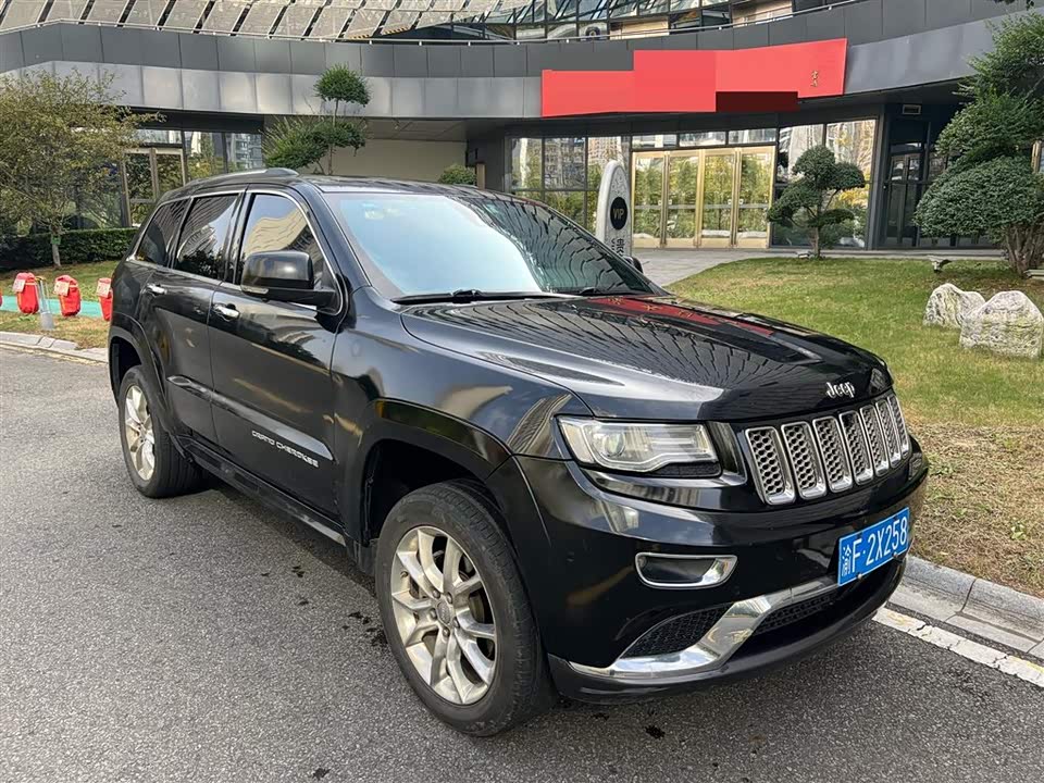 Jeep Grand Cherokee