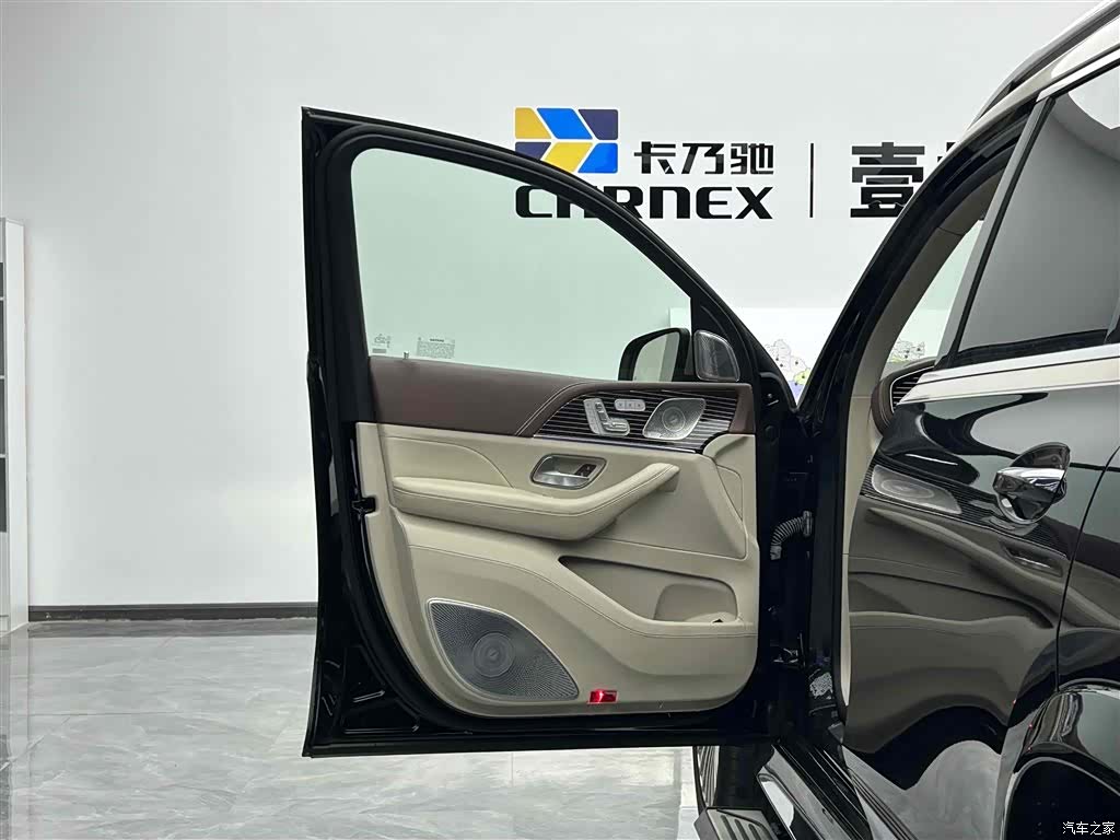 Maybach GLS, 2024 все фото