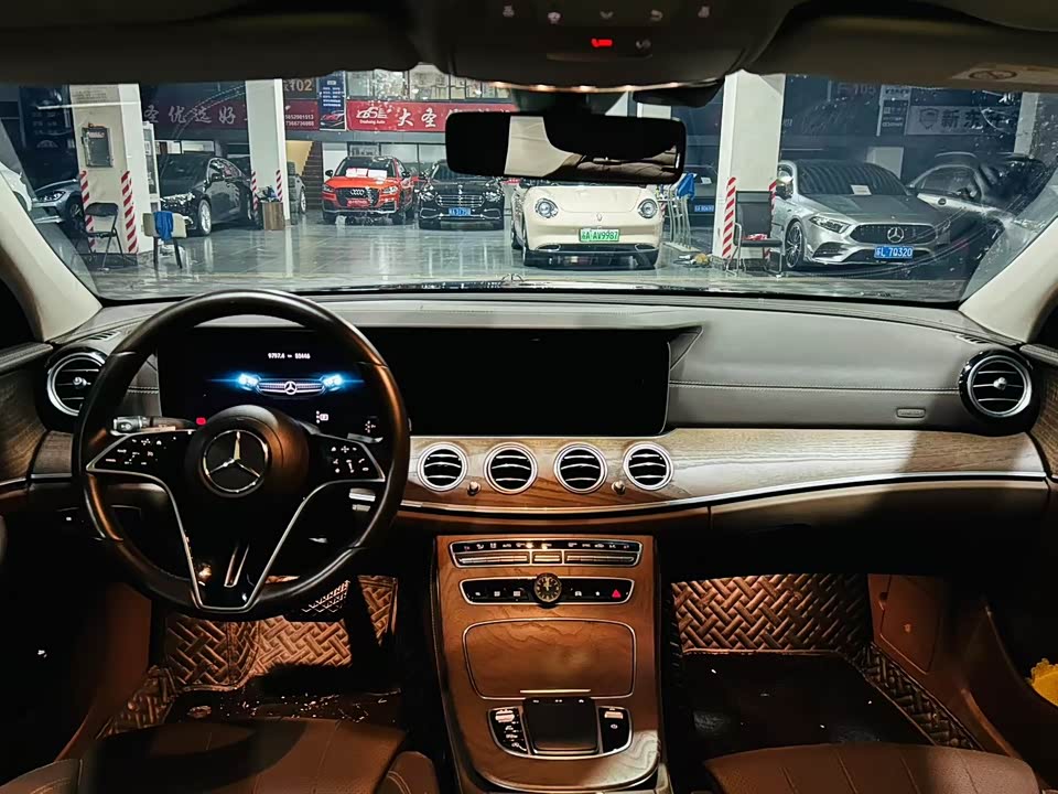 Mercedes-Benz E-class Mercedes-Benz E-class