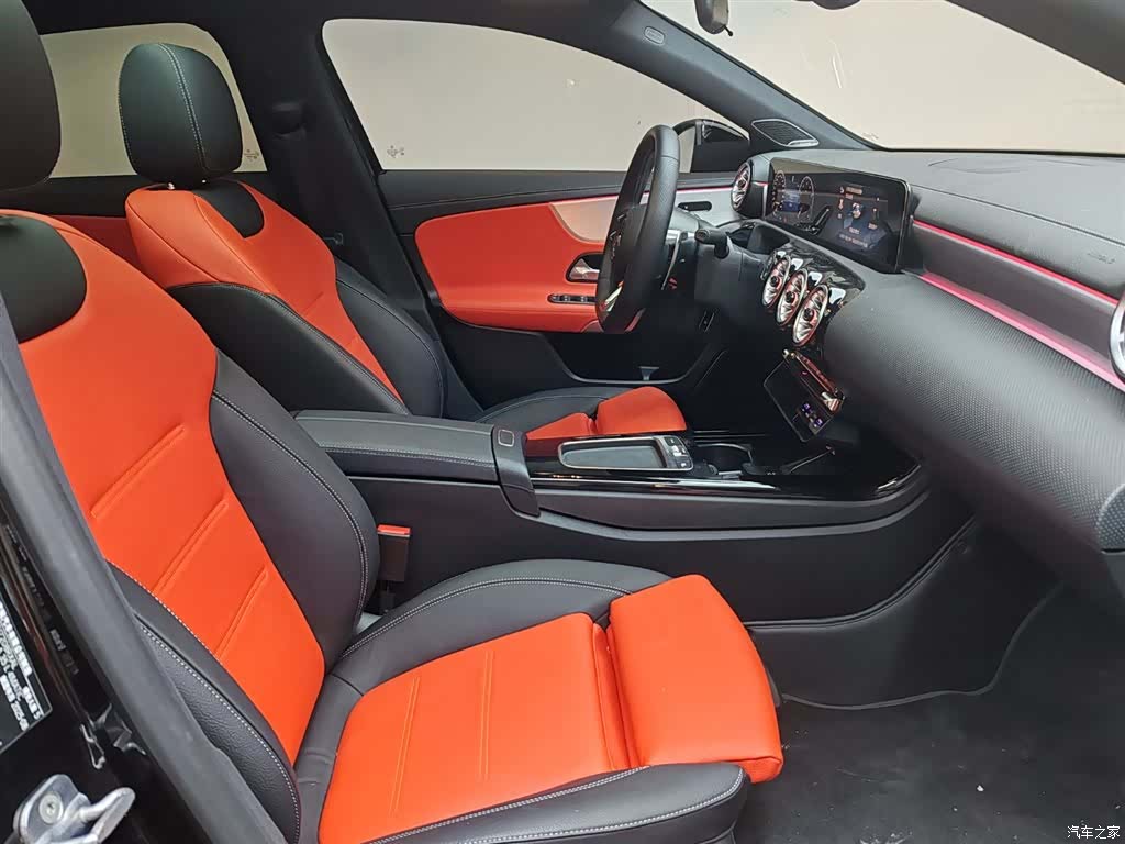 Mercedes-Benz A-Class, 2025 16